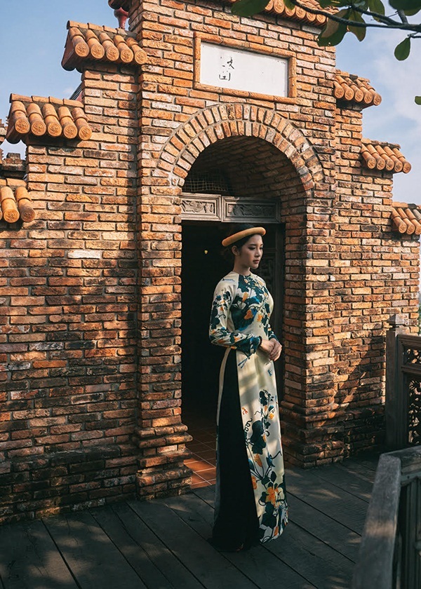 “Bạn gái màn ảnh" của Tuấn Hưng, Khắc Việt dịu dàng khoe sắc - 10 “Bạn gái màn ảnh" của Tuấn Hưng, Khắc Việt dịu dàng khoe sắc - 10