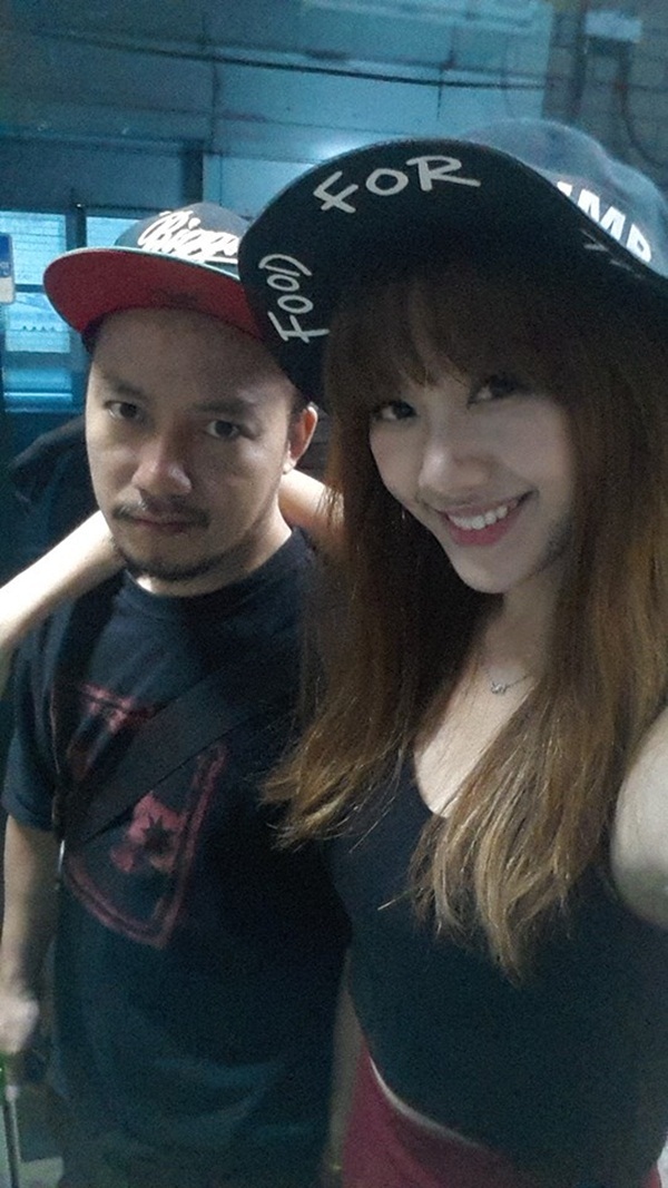 Hari Won và cuộc “cách mạng” ngoạn mục khi yêu Trấn Thành - 6 Mỗi khi xuất hiện trong các sự kiện giải trí, Hari Won hầu như lựa chọn các trang phục đơn giản, dễ vận động.
