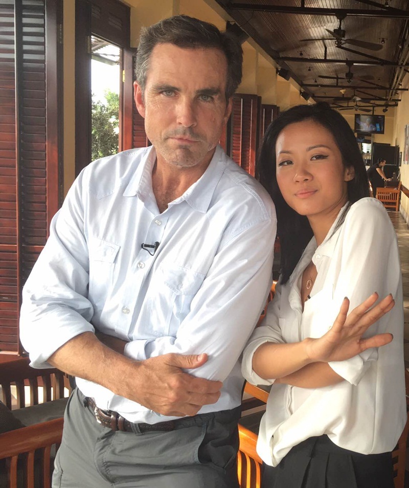 Suboi được phóng viên đài ABC phỏng vấn sau buổi gặp gỡ, giao lưu với Tổng thống Obama.