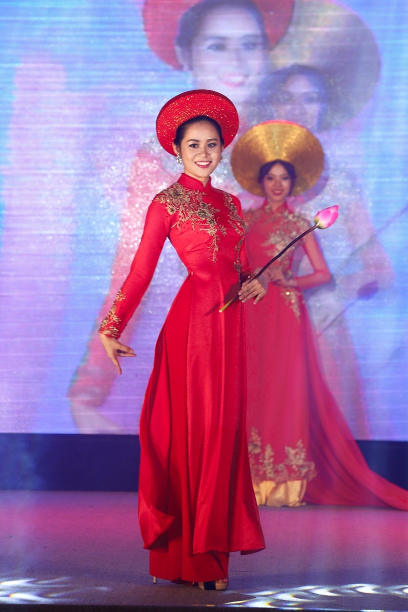 Tân Hoa khôi Ngoại thương TPHCM “ghét” mạng xã hội - 13 Tân Hoa khôi Ngoại thương TPHCM “ghét” mạng xã hội - 13