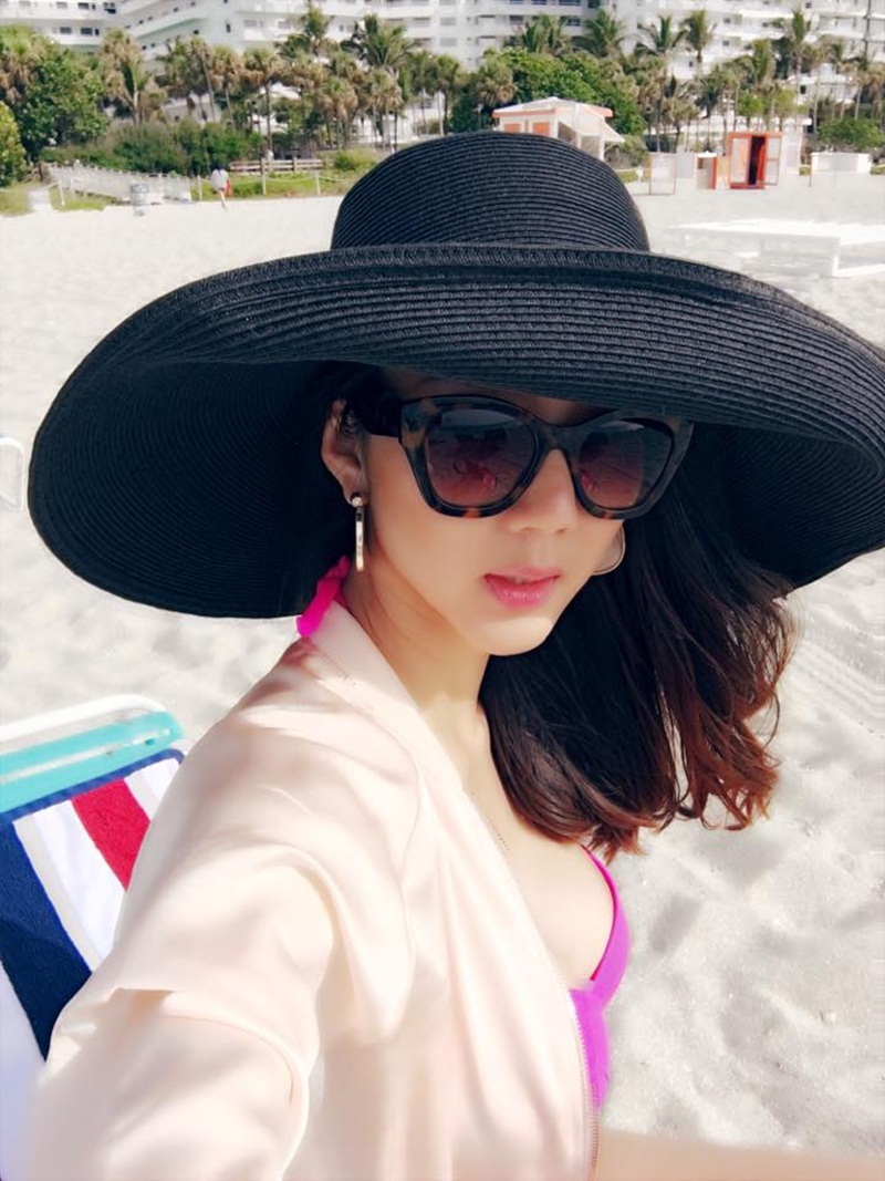 Ngọc Quyên lần đầu khoe dáng với bikini sau sinh con - 9 Ngọc Quyên lần đầu khoe dáng với bikini sau sinh con - 9