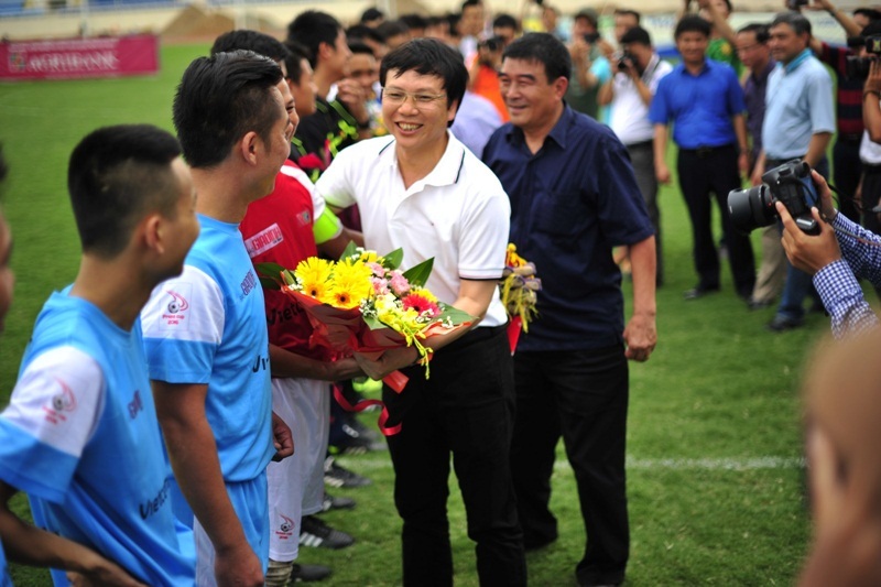 Sau gần 30 ngày tranh tài sôi nổi và đầy quyết liệt, 31 đội bóng đá báo chí từ hai miền Nam – Bắc đã hoàn thành toàn bộ phần thi đấu của mình và chính thức phân định ngôi vị cuối cùng của mùa giải.