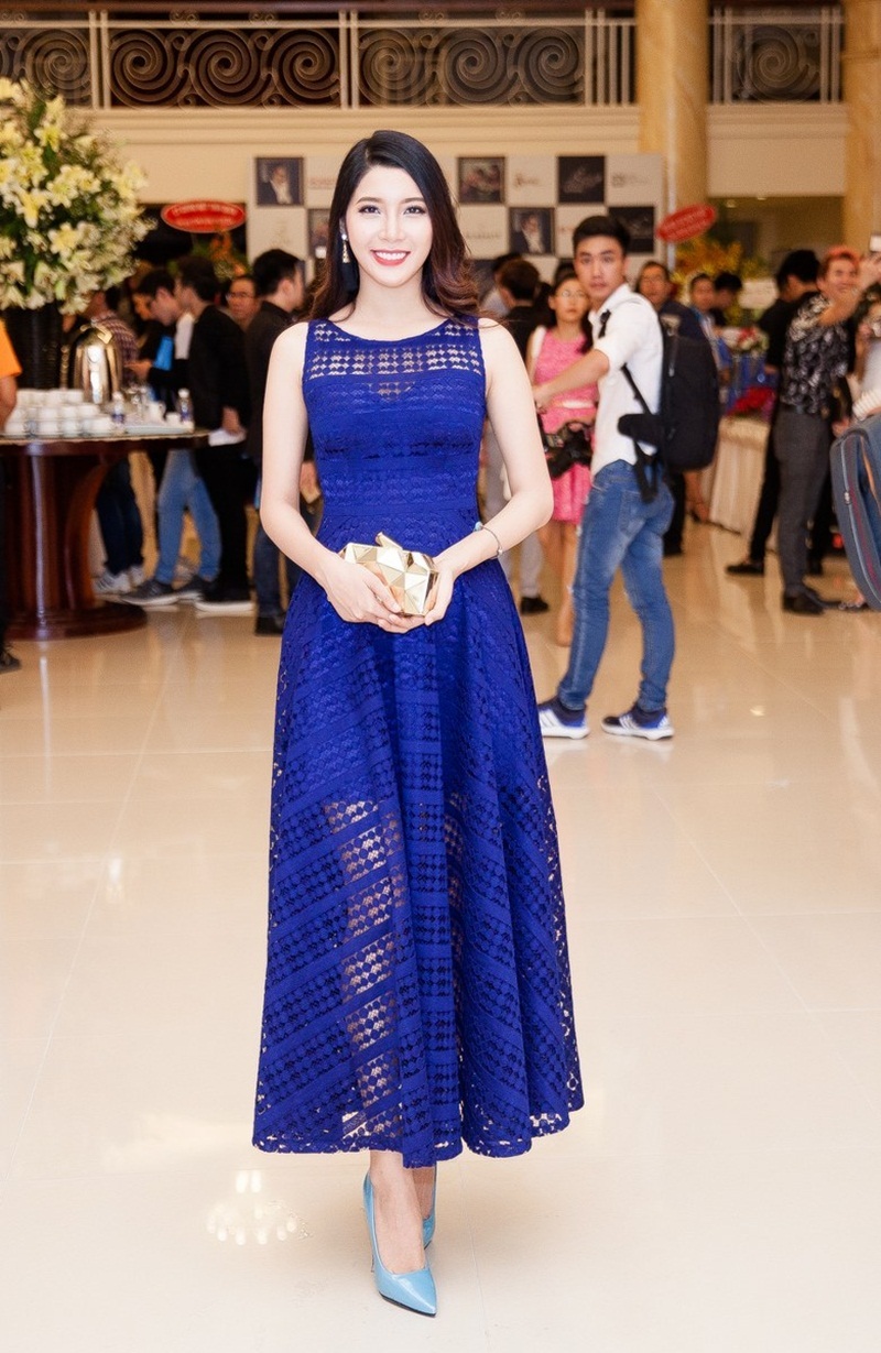 Hiện nay Yan My đang gấp rút học tiếng Anh để casting cho một phim điện ảnh do đạo diễn người Mỹ. Bộ phim sẽ được quay tại các nước Đông Nam Á với dàn diễn viên toàn là người nước ngoài.