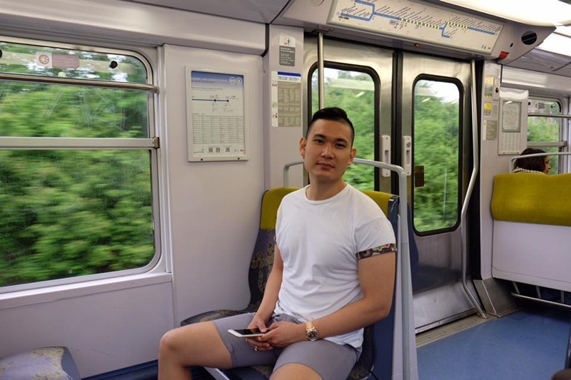 Kỳ Duyên công khai tựa vai, nắm tay bạn trai trong ngày mưa Paris - 5 Công Sơn chia sẻ hình ảnh ngay khi đến Pháp.
