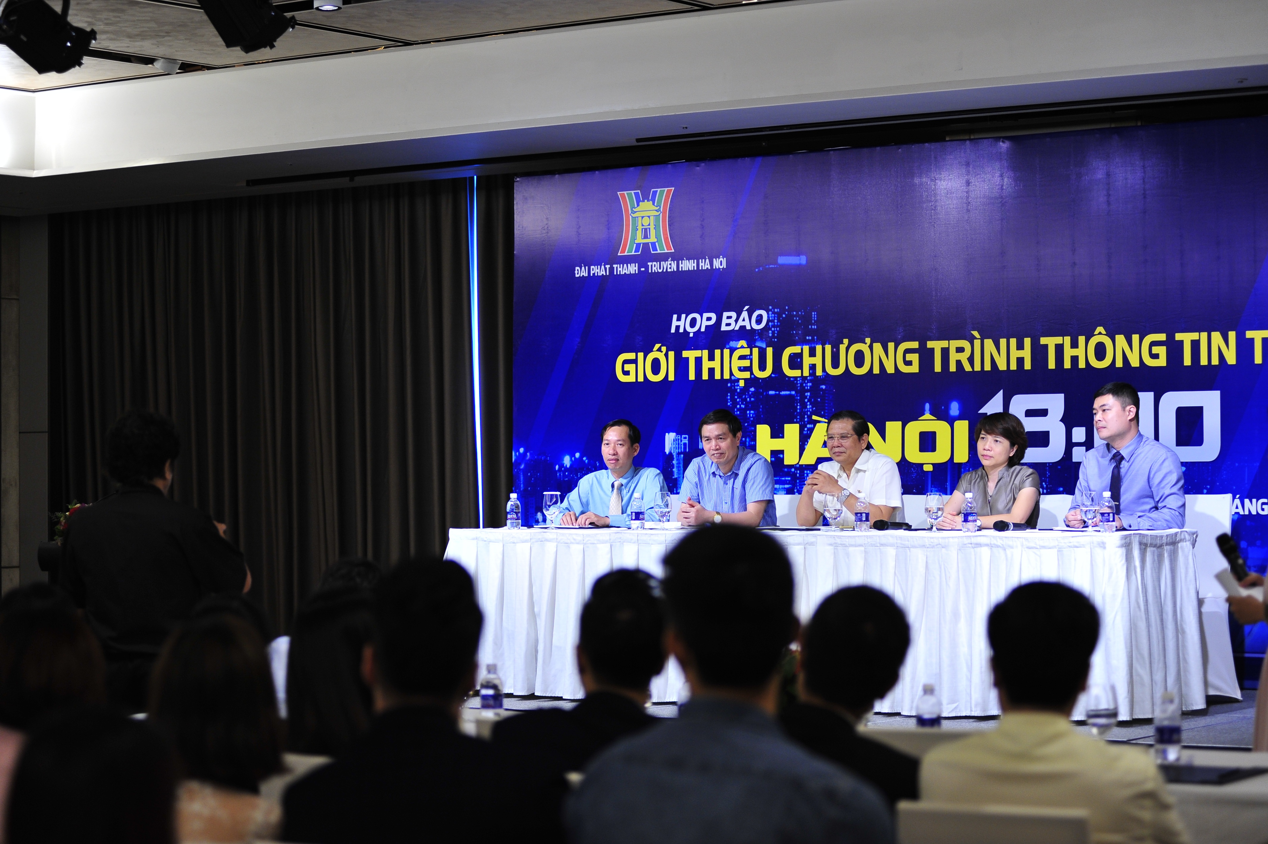 Đài PT-TH Hà Nội tổ chức họp báo giới thiệu chương trình “Hà Nội 18:00”.