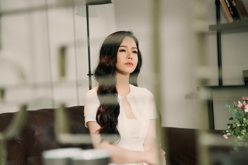 Nhật Kim Anh đẹp mặn mà trở lại showbiz sau sinh - 7 Nhật Kim Anh đẹp mặn mà trở lại showbiz sau sinh - 7