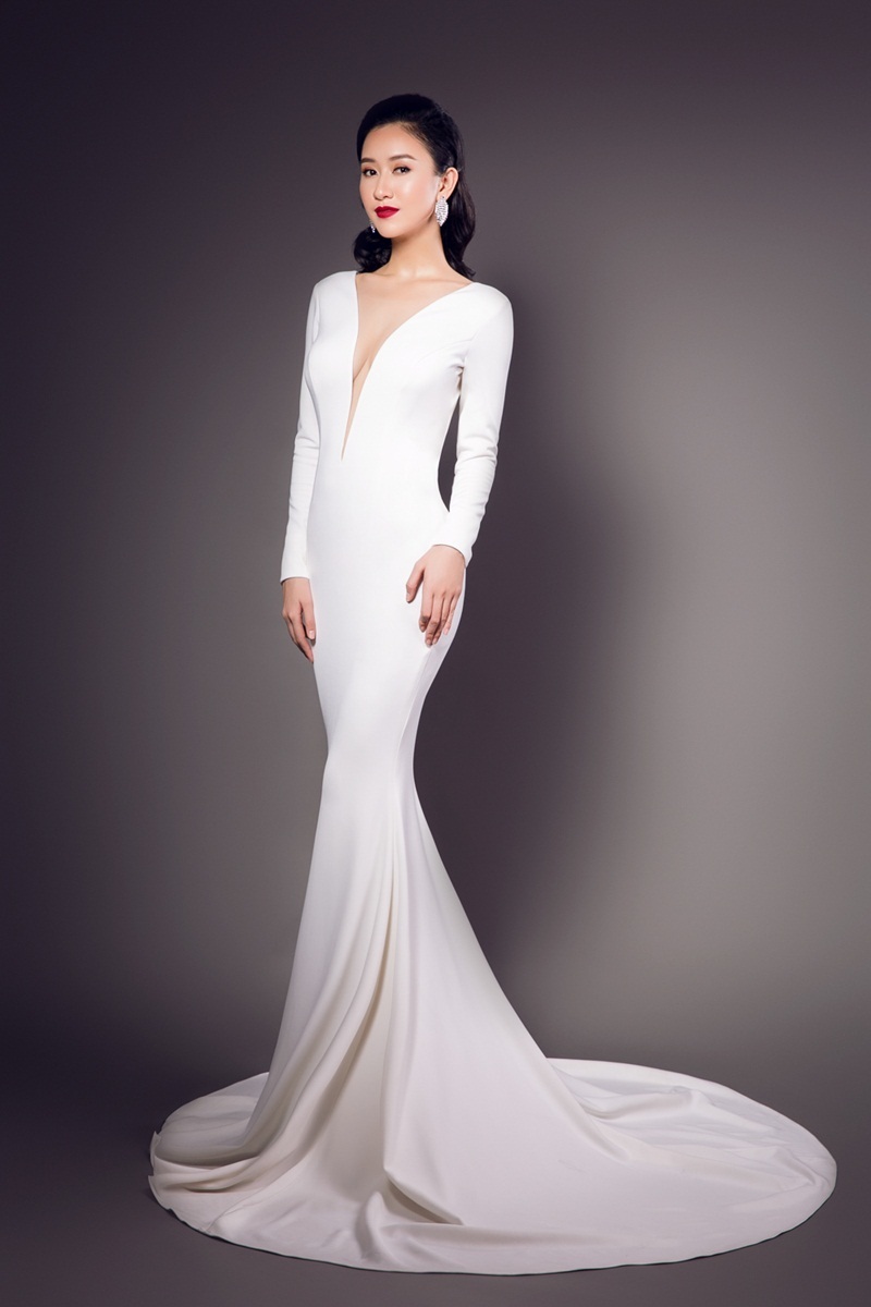 Việt Nam chính thức có đại diện tham gia Hoa hậu Liên lục địa là vào năm 2005. Khi đó đại diện Việt Nam là siêu mẫu Thanh Hằng (cô đoạt được thành tích nhỏ là có tên trong danh sách các thí sinh được yêu thích bình chọn qua mạng). Đến năm 2015, sau 10 năm, Việt Nam mới lại có gương mặt tiếp theo tham gia cuộc thi này. Đại diện khi ấy là Hà Thu – Á hậu 1 Hoa hậu Đại dương 2014.