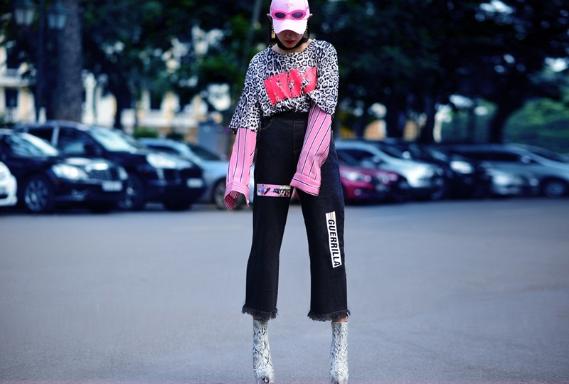 Gặp cô gái fashionista 19 tuổi "chất nhất vịnh Bắc Bộ” - 13 Cô nàng là một niềm hi vọng đối với phái đẹp, cũng là một minh chứng tuyệt vời cho thấy rằng chẳng cần cao kều hay chân dài miên man mới mặc đẹp được.