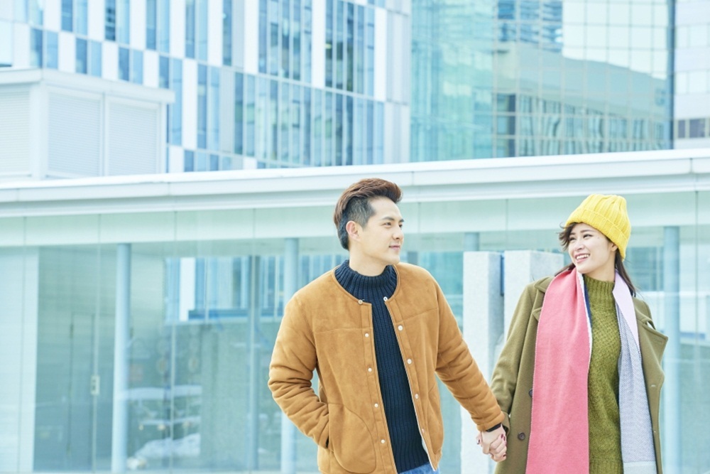 Đông Nhi - Ông Cao Thắng và style “trẻ mãi không già” sau 8 năm yêu nhau - 19 Trang phục luôn có sự phối màu để có sự đồng điệu tinh tế.