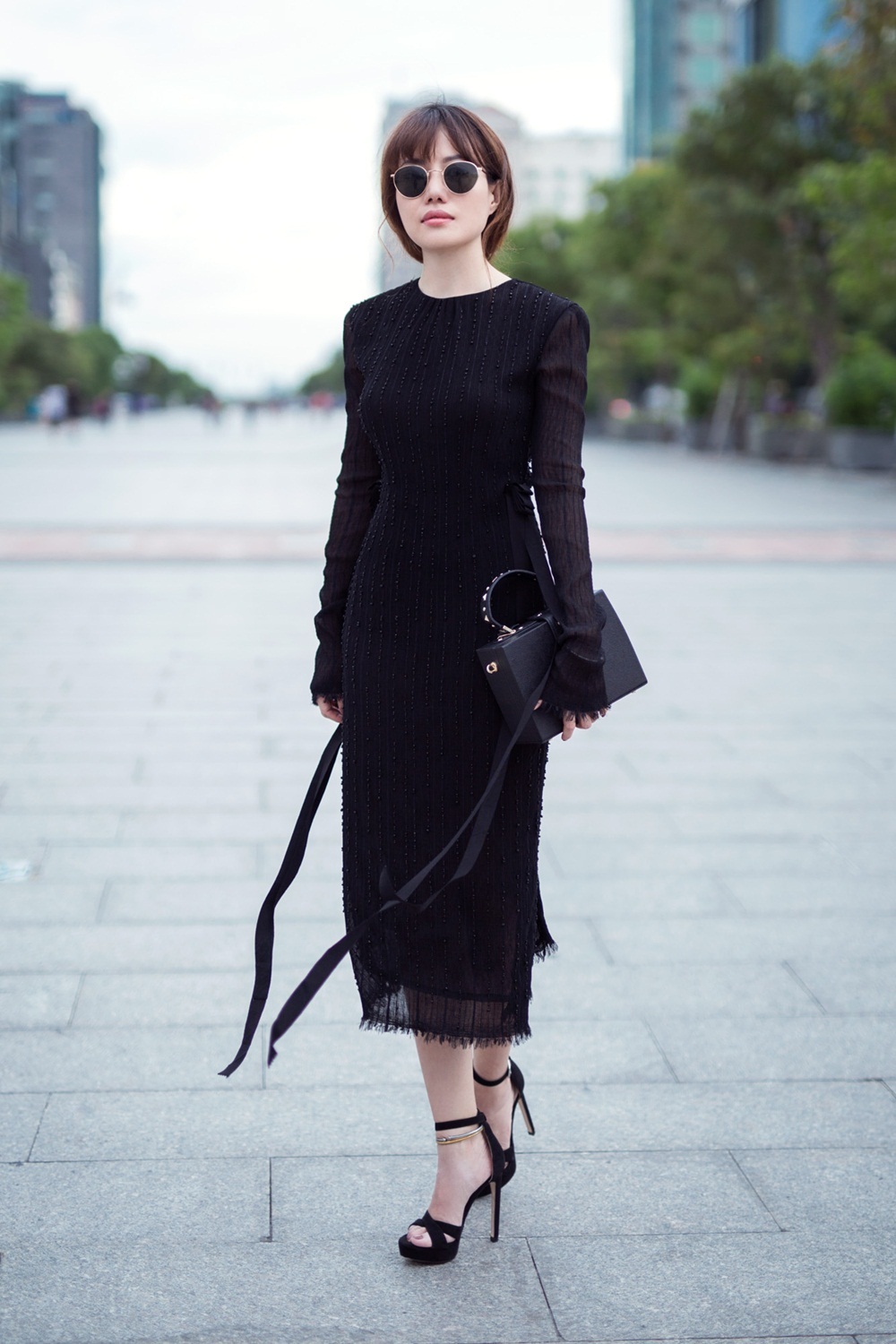 Nữ tiến sĩ luật trên đất Pháp khoe phong cách thanh lịch - 13