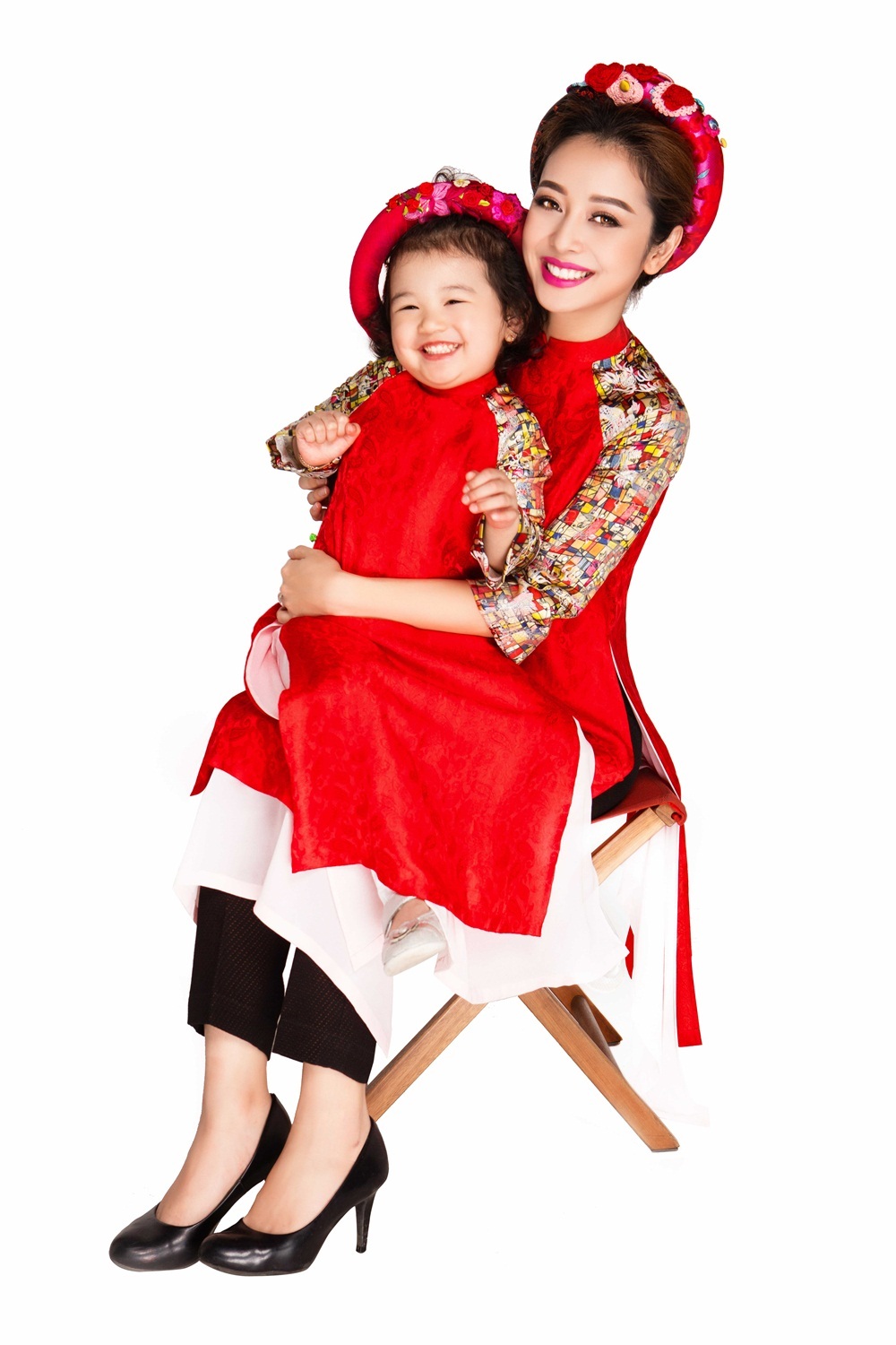 Jennifer Phạm chụp ảnh kỉ niệm cùng con gái trước khi dưỡng thai - 3 Jennifer Phạm chụp ảnh kỉ niệm cùng con gái trước khi dưỡng thai - 3