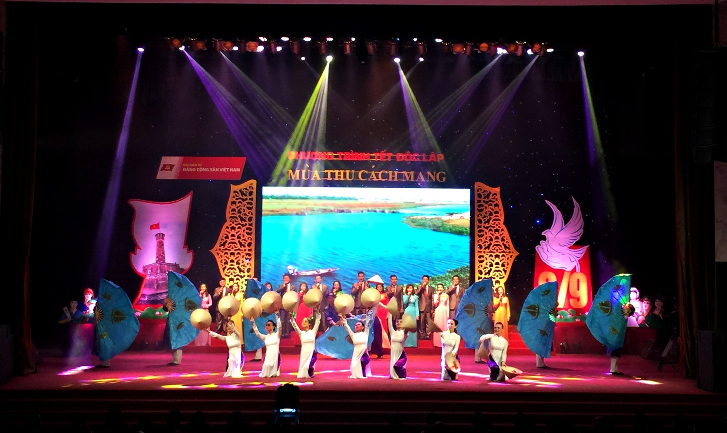 Chương trình nghệ thuật chào mừng “Tết Độc lập - Mùa thu Cách mạng” - 5