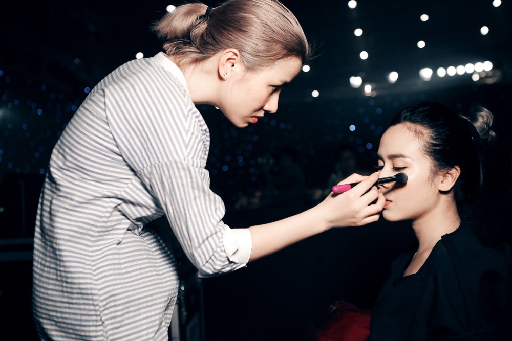 The Face Vietnam đang là đêm chung kết được mong chờ không chỉ bởi đội hình chiến binh của top 4 mà còn là những tiết mục đến từ các nhân tố hàng đầu của làng giải trí.