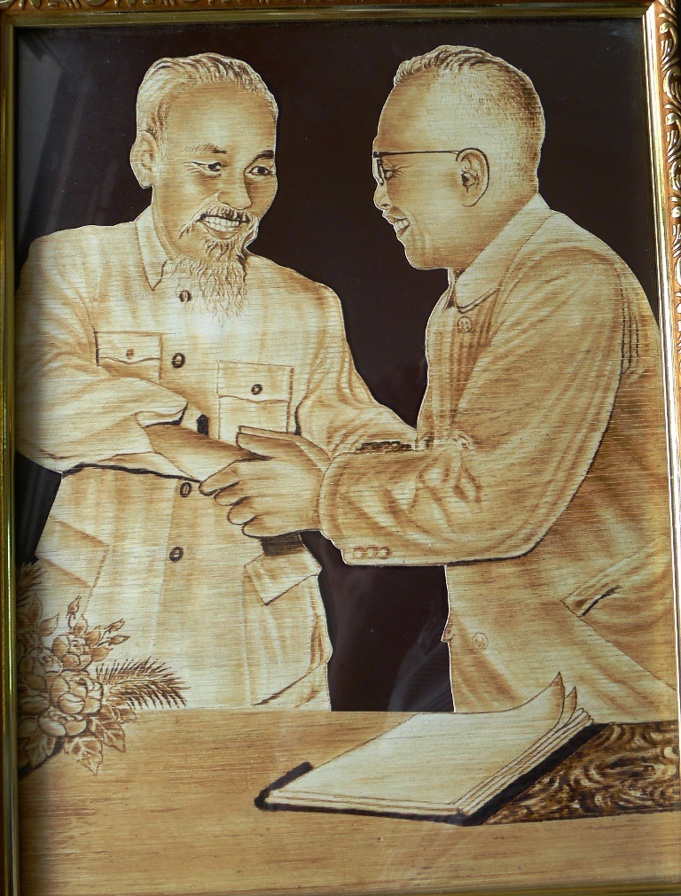 Giám đốc ngân hàng về hưu trở thành “vua” tranh lá thốt nốt - 5 Giám đốc ngân hàng về hưu, trở thành “vua” tranh lá thốt nốt