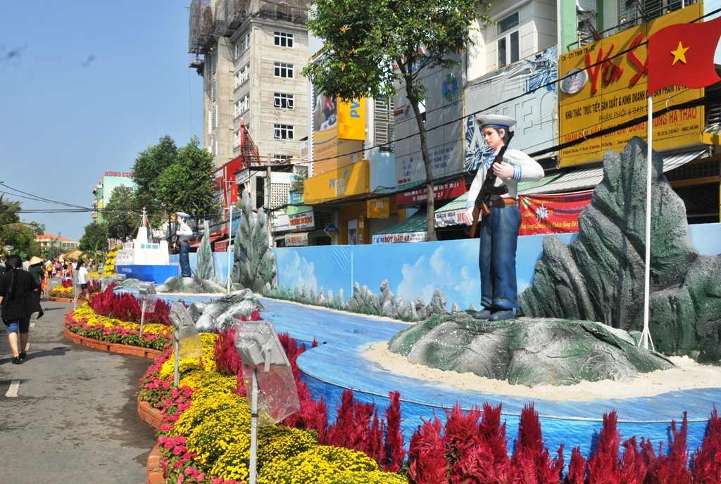 Đường hoa nghệ thuật Cần Thơ "rạng rỡ Xuân đồng bằng" - 16 Đường hoa nghệ thuật Cần Thơ "rạng rỡ Xuân đồng bằng" - 16