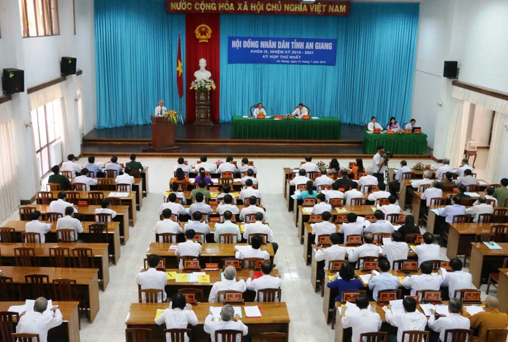Ông Vương Bình Thạnh tái đắc cử Chủ tịch UBND tỉnh An Giang - 1 Kỳ họp thứ nhất HĐND tỉnh An Giang khóa IX, nhiệm kỳ 2016 - 2021 bầu các chức danh chủ chốt HDND và UBND tỉnh