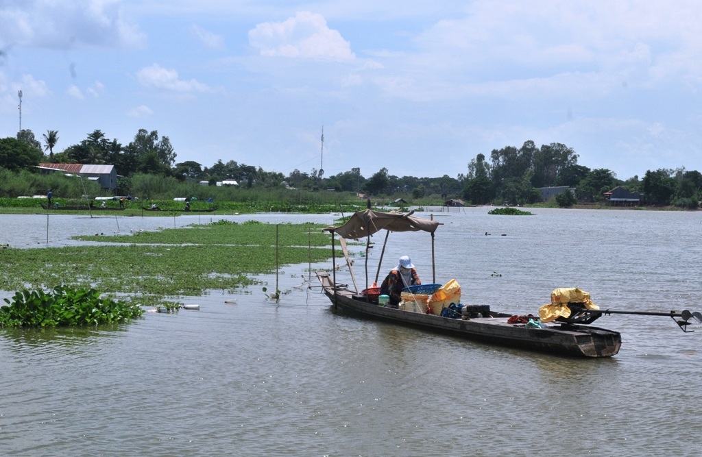 Khám phá “hồ nước trời ban” lớn nhất miền Tây mùa lũ về - 7 Khám phá “hồ nước trời ban” lớn nhất miền Tây mùa lũ về - 7