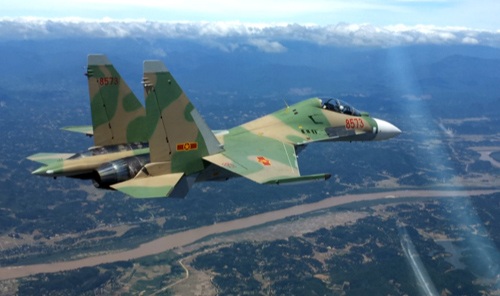 
Chiếc Su-30MK2 gặp nạn sáng nay là 1 trong 4 máy bay tiêm kích mới được mua về năm 2014.
