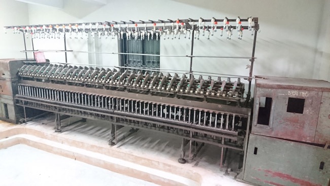 Chủ đầu tư Khu đô thị Dệt may trả lời nhà báo Trần Đăng Tuấn - 3
... và guồng máy trong xưởng sợi đã thành biểu tượng của ngành công nghiệp, được thể hiện trên mặt trái tờ tiền 2000 đồng, được lưu giữ trong Bảo tàng Dệt may hiện nay.