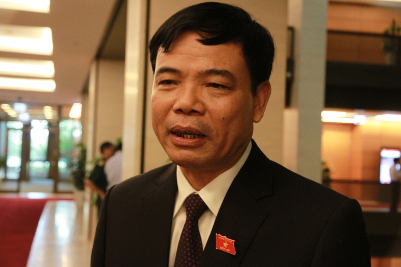 Tân Bộ trưởng Nông nghiệp: Ưu tiên giải quyết chuyện an toàn thực phẩm - 1 Bộ trưởng Nguyễn Xuân Cường là thành viên mới duy nhất của Chính phủ trong lần bầu, phê chuẩn này.