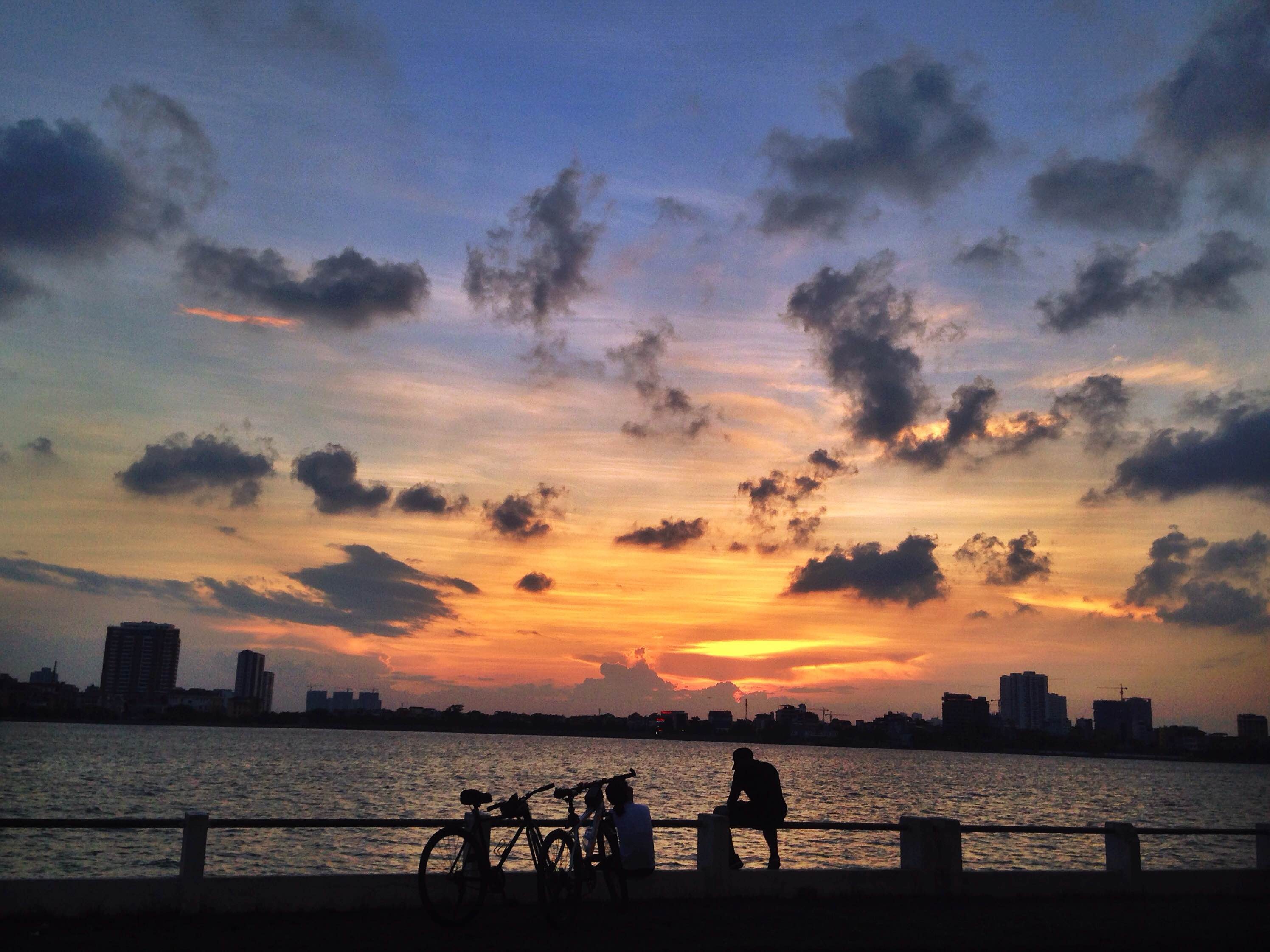 Ảnh dự thi số 20: Hoàng hôn Hồ Tây - 6