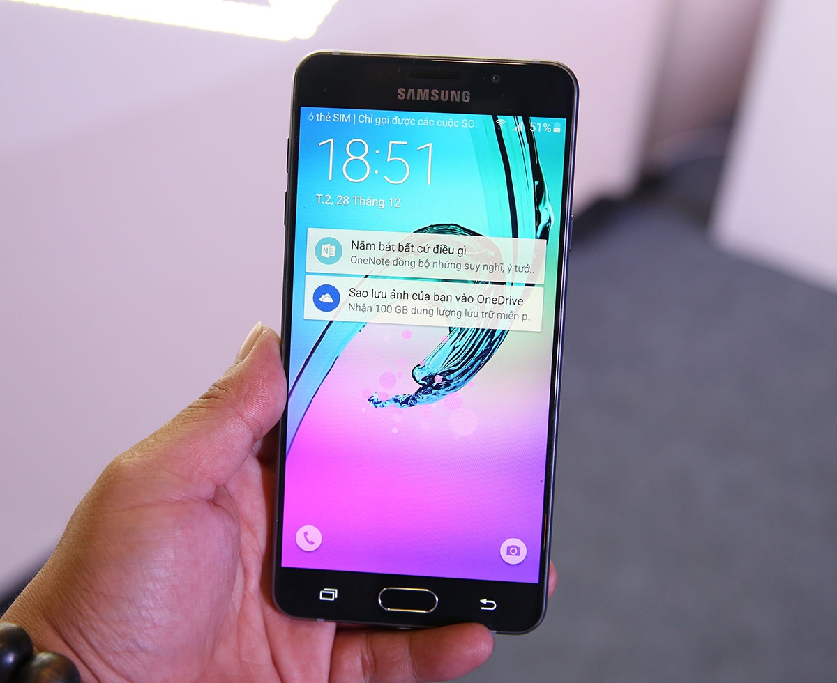 Galaxy A7 2016 sử dụng màn hình 5,5 inch đạt độ phân giải Full HD