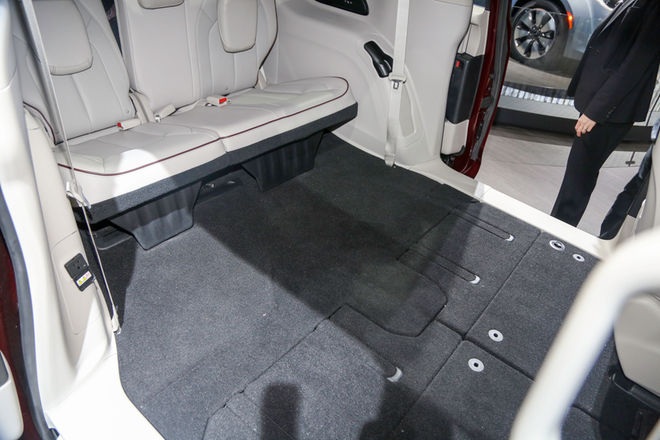 Những trang bị đơn giản mà tiện ích cho xe hơi - 3