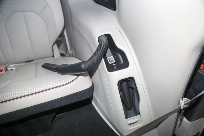 Những trang bị đơn giản mà tiện ích cho xe hơi - 1