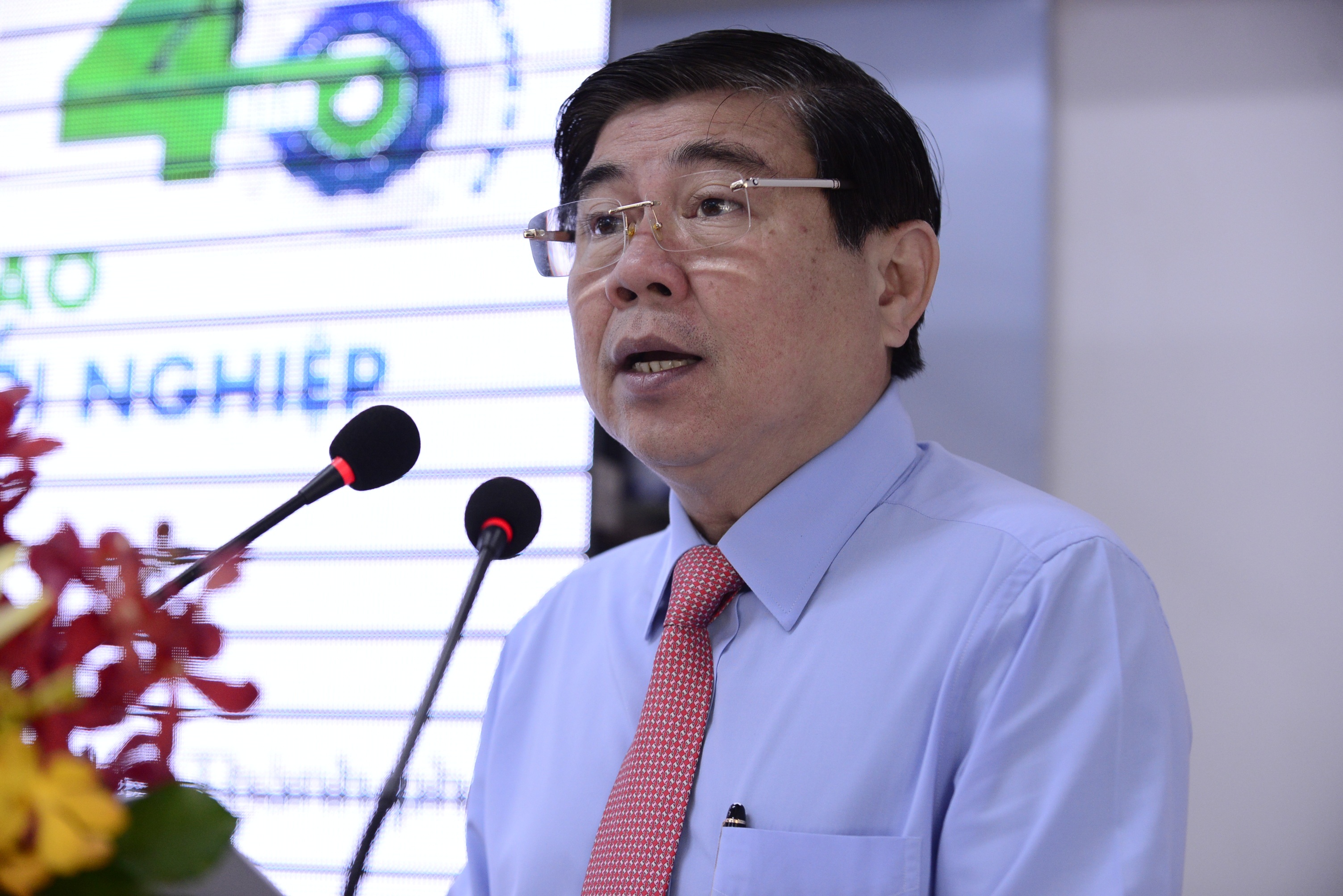 Đồng chí Nguyễn Thành Phong, Ủy viên Trung ương Đảng, Phó Bí thư Thành Ủy, Chủ tịch UBND Thành phố Hồ Chí Minh