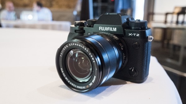 Fujifilm XT-2 ra mắt thị trường Việt, giá 37 triệu đồng - 2 Fujifilm XT-2 ra mắt thị trường Việt, giá 37 triệu đồng - 2