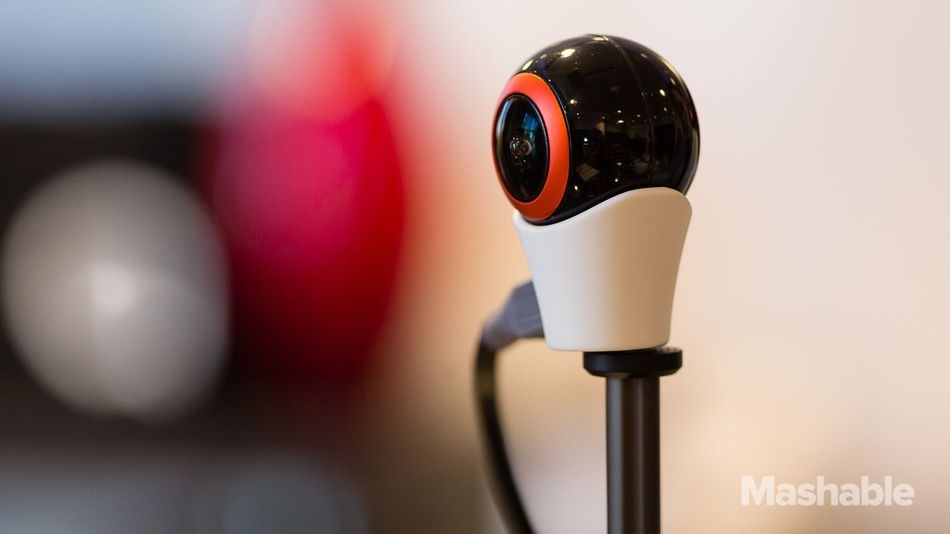 Alcatel tung mẫu camera 360 độ đầu tiên tại IFA 2016 - 2 Alcatel tung mẫu camera 360 độ đầu tiên tại IFA 2016 - 2