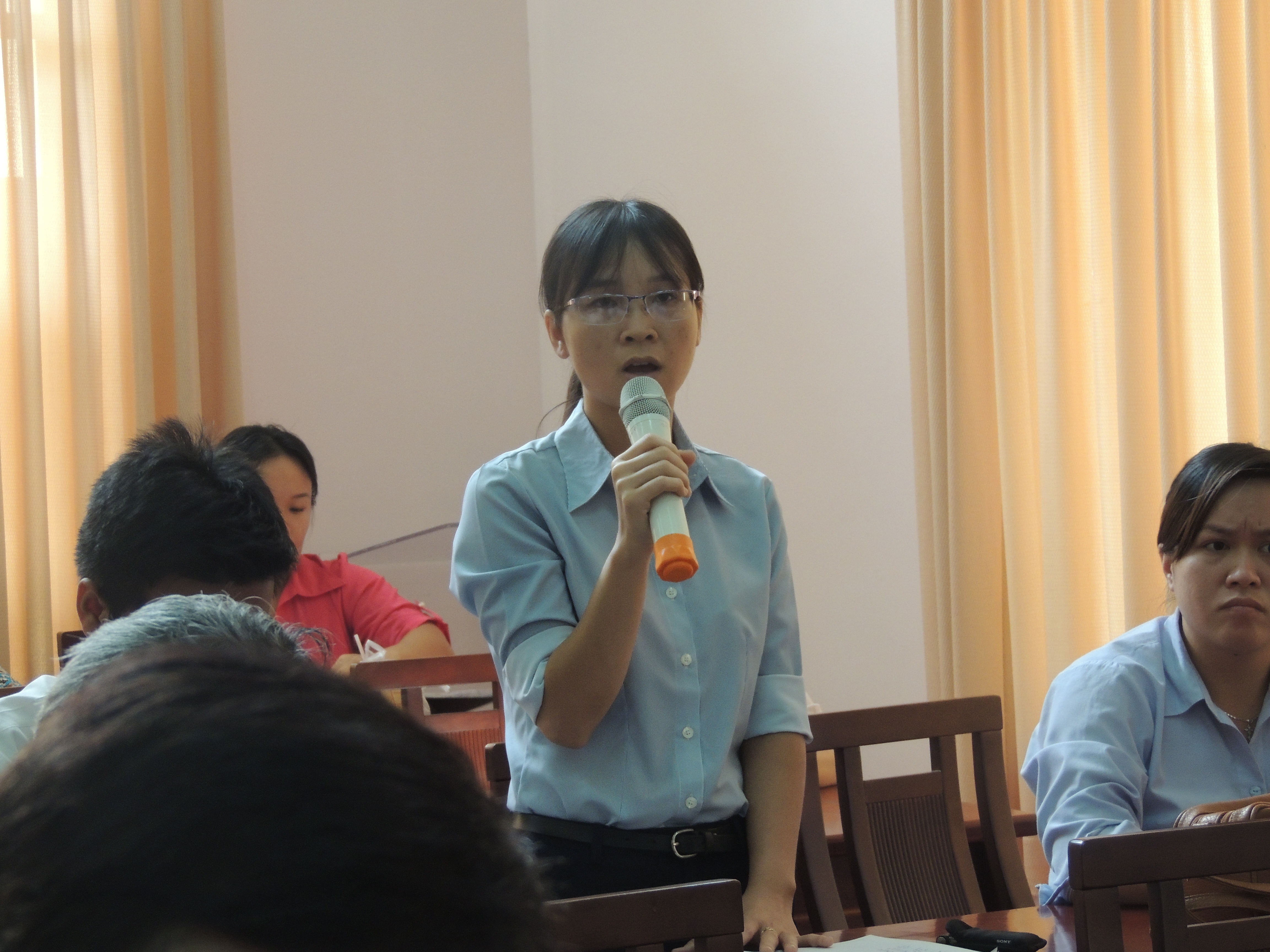 Đại diện phụ huynh ở TPHCM bày tỏ việc dạy thêm học thêm đang dẫn đến những thiệt thòi, bất công đối với học sinh khó khăn