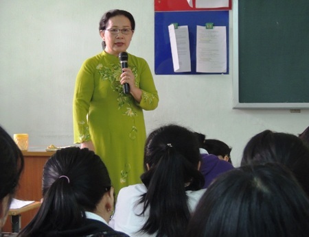 Cấm dạy thêm học thêm làm tổn thương nhiều nhà giáo tâm huyết, mong muốn được làm thêm bằng chính chuyên môn, năng lực của mình (Ảnh minh họa)