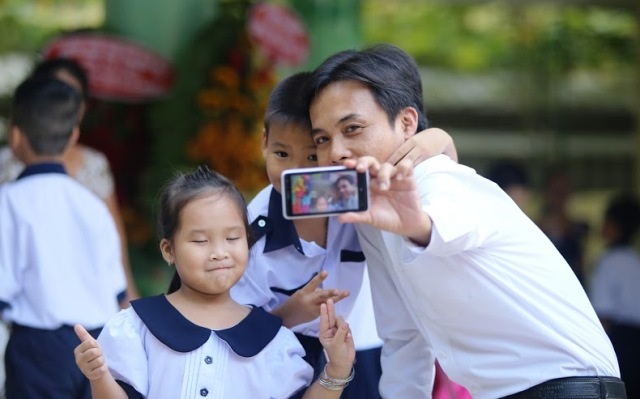 Dành “đất” đón học trò lớp 1 trong lễ khai giảng - 1 Dành “đất” đón học trò lớp 1 trong lễ khai giảng - 1