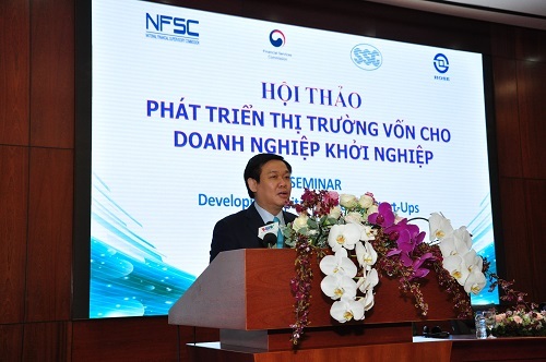 Phó Thủ tướng Vương Đình Huệ phát biểu tại hội thảo Phát triển thị trường vốn cho doanh nghiệp khởi nghiệp ngày 7/6