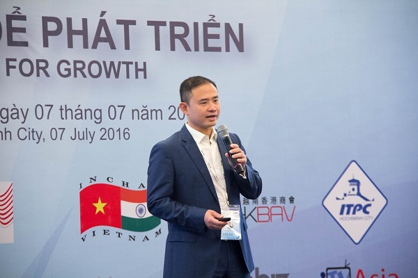 Vào TPP, doanh nghiệp phải “IT hóa” để tồn tại - 1 Ông Trần Nhất Minh - Phó Tổng giám đốc VIB chia sẻ tại hội nghị Lãnh đạo doanh nghiệp Việt Nam 2016