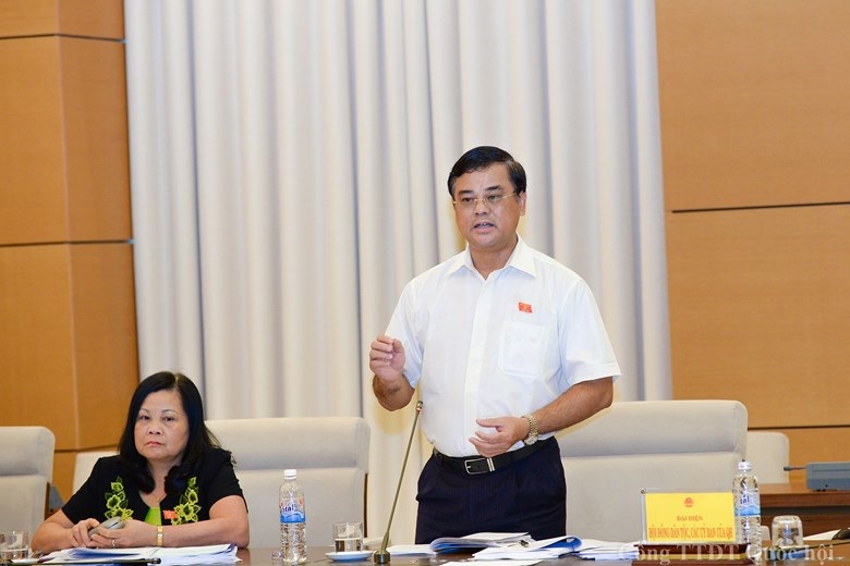 Nhẽ ra các “ông lớn” Nhà nước phải nộp về 200.000 tỷ đồng lợi nhuận mỗi năm - 1 Ông Nguyễn Hữu Quang, Phó Chủ nhiệm Ủy ban Tài chính Ngân sách của Quốc hội