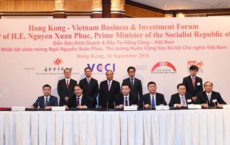 Những “cái bắt tay” trị giá 10 tỷ USD từ chuyến thăm Hồng Kông của Thủ tướng - 2 Doanh nghiệp hai bên ký các hợp đồng, thỏa thuận hợp tác trị giá gần 10 tỷ USD
