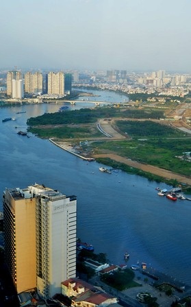 Những điểm ngắm pháo hoa đẹp nhất Sài Gòn - 8 Cầu Thủ Thiêm.