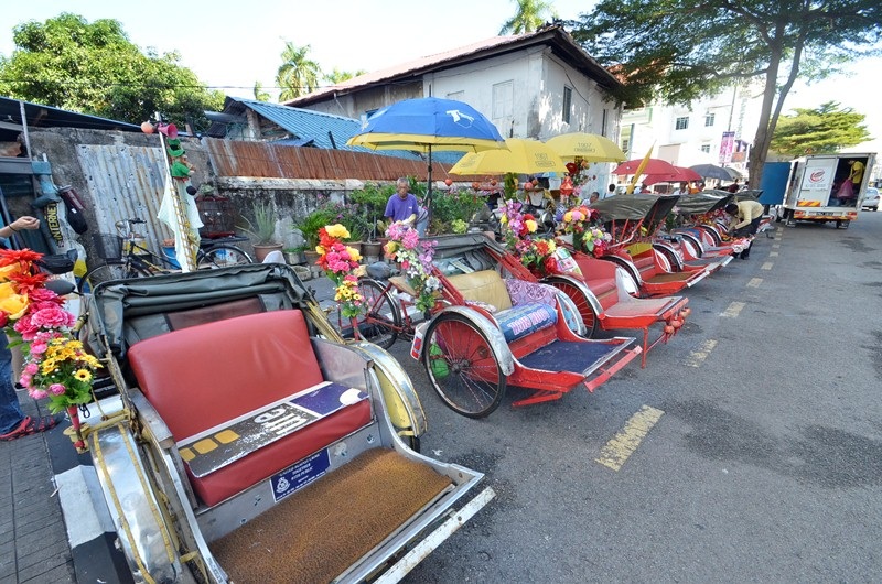 Ấn tượng những tác phẩm "lạ và chất" trên con đường nghệ thuật ở Penang - 1 Xích lô đôi là phương tiện di chuyển rất được ưa chuộng tại Street art.
