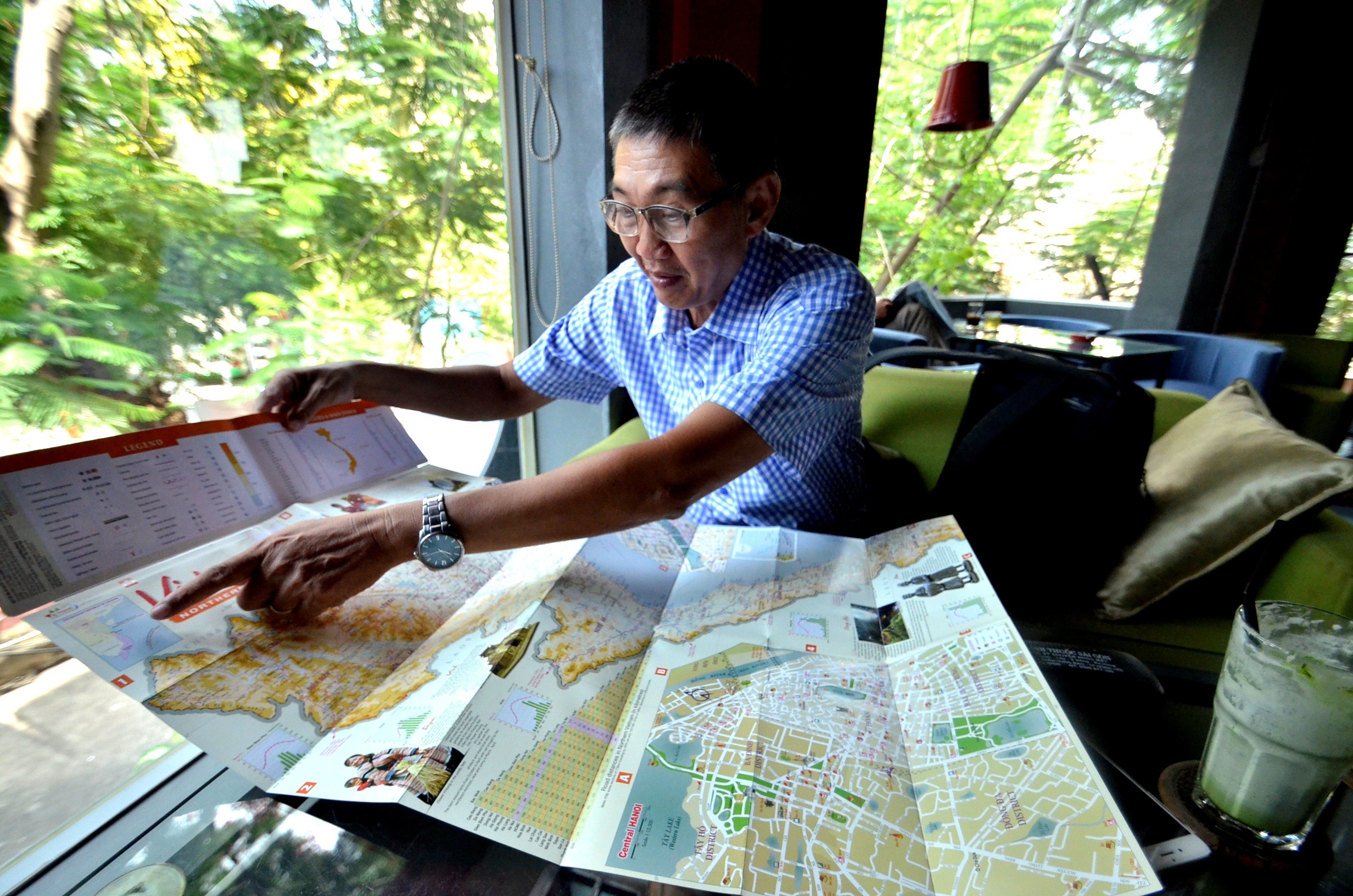 Nếu bạn đang có kế hoạch đến Việt Nam trong năm nay, đừng bỏ lỡ bản đồ du lịch mới nhất của năm 2024! Với nhiều tính năng mới, bản đồ mới có thể giúp bạn tìm kiếm những chuyến đi đáng nhớ nhất. Khám phá và đắm mình trong vẻ đẹp của Việt Nam với bản đồ mới.
