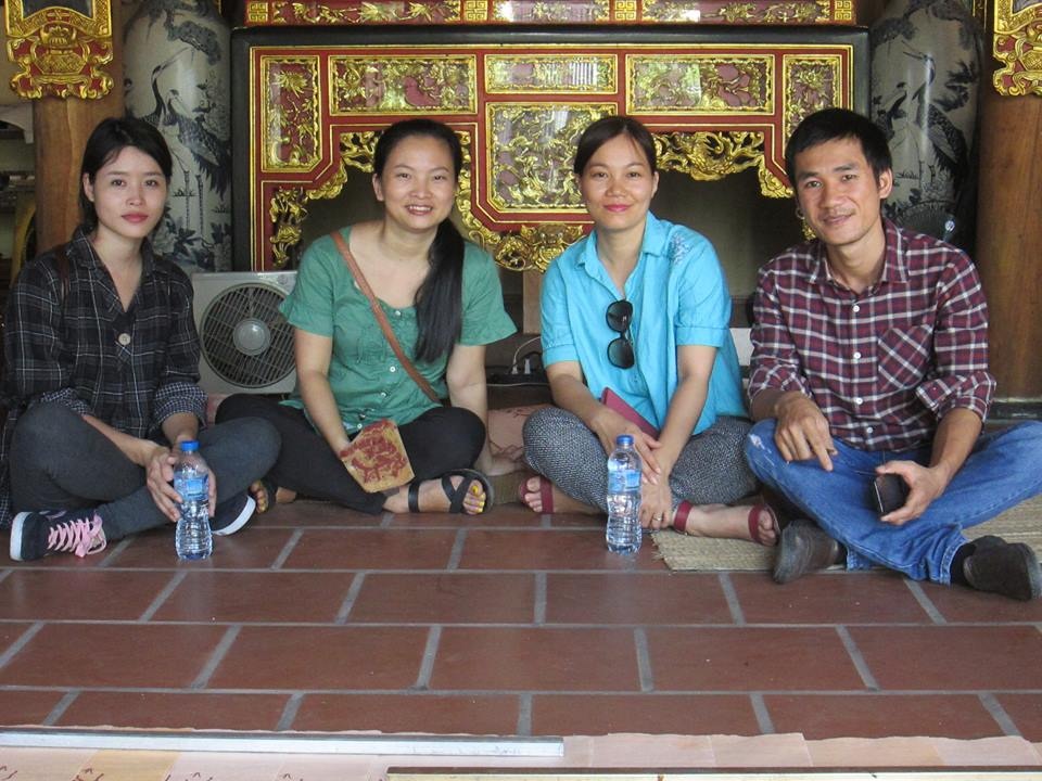 Làm sống lại “hồn” tranh Việt trong dòng chảy văn hoá đương đại - 1 Những thành viên trong BTC sẽ nỗ lực làm sống lại hồn tranh Việt qua các hoạt động vui chơi cho các bé.
