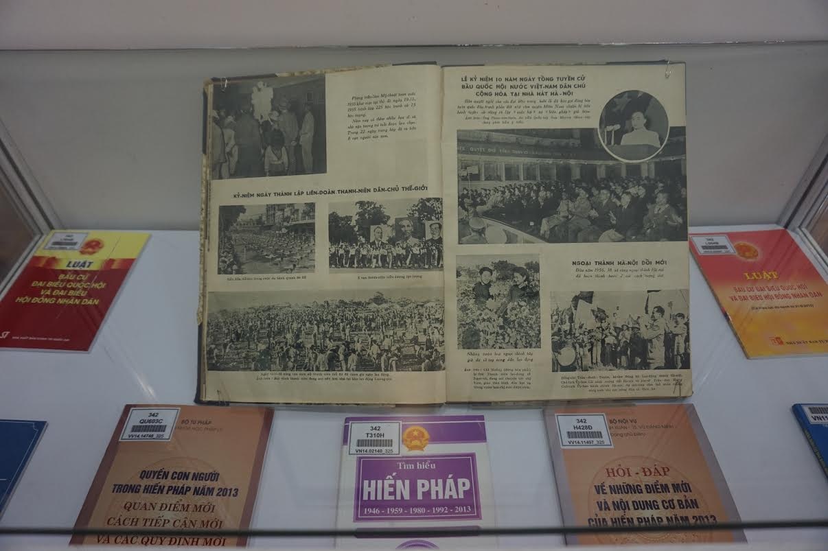 Khai mạc triển lãm “70 năm Quốc hội Việt Nam" - 2 Những hình ảnh tư liệu được trưng bày trong triển lãm. Ảnh: TL.