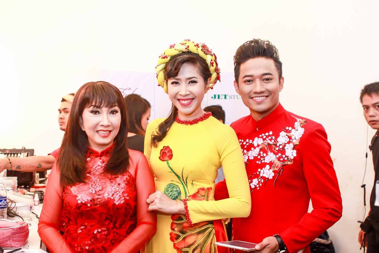 Diễn viên Quý Bình tránh né mọi câu hỏi liên quan đến Lê Phương - 1 Quý Bình - Quỳnh Hoa và Phương Hồng Ngọc.