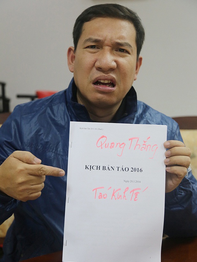 Trang phục của “Bắc Đẩu” Công Lý sẽ lạ lẫm nhất “Thiên đình” - 4 Quang Thắng đau đầu với tập kịch bản dày cộm. Ảnh: VTV.