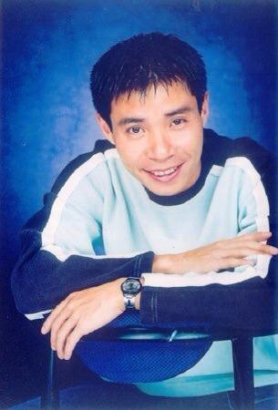 “Cô” Đẩu Công Lý và những khúc quanh “định mệnh” của một nghệ sỹ hài - 2 Công Lý thời trẻ. Ảnh: NV.
