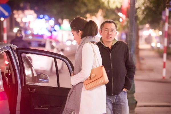 Huyền My cũng ‘bật mí’ Tết năm nay cả gia đình cô sẽ có chuyến du lịch tại Dubai sau một năm bận rộn và làm việc vất vả. Ngay sau đó cô sẽ bắt đầu tham gia khóa học ngắn hạn về nghệ thuật và thời trang tại Anh quốc và sang Myanmar đóng phim cùng Hoa hậu hoàn vũ của nước này.