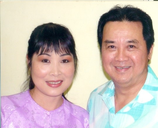 Không chỉ ăn ý trên sân khấu, cả hai còn thân thiết ngoài đời.