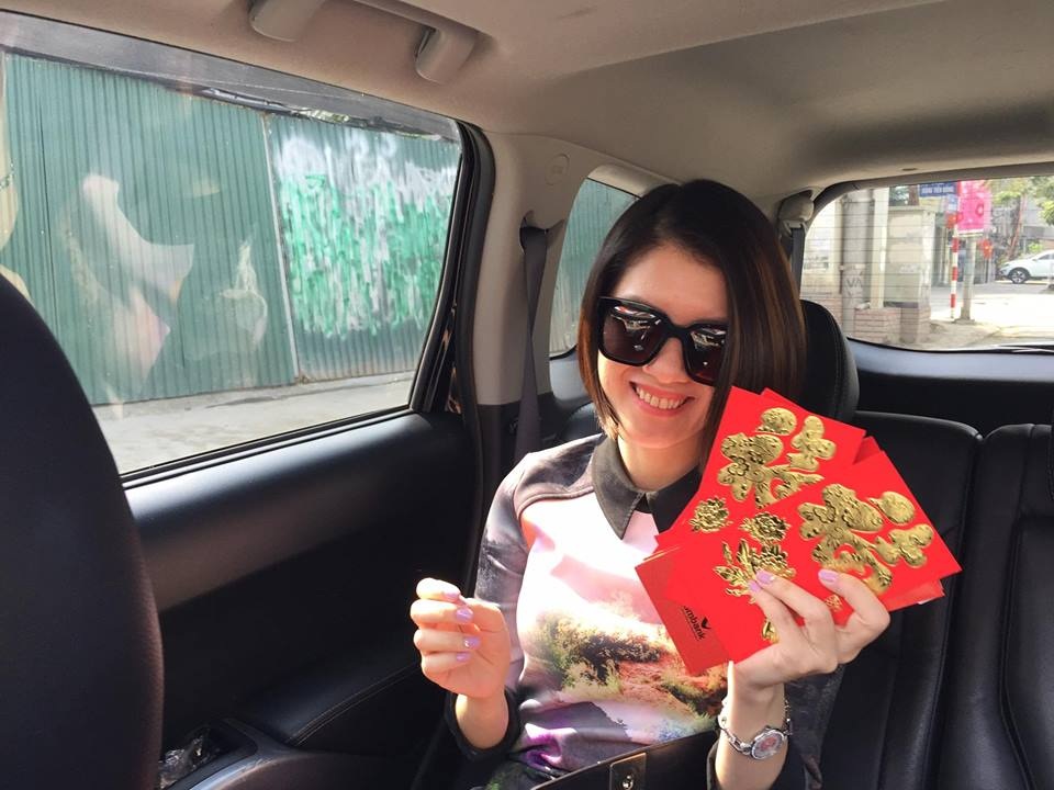 Những hình ảnh hạnh phúc của sao Việt sáng mồng 1 Tết - 14 Những hình ảnh hạnh phúc của sao Việt sáng mồng 1 Tết - 14