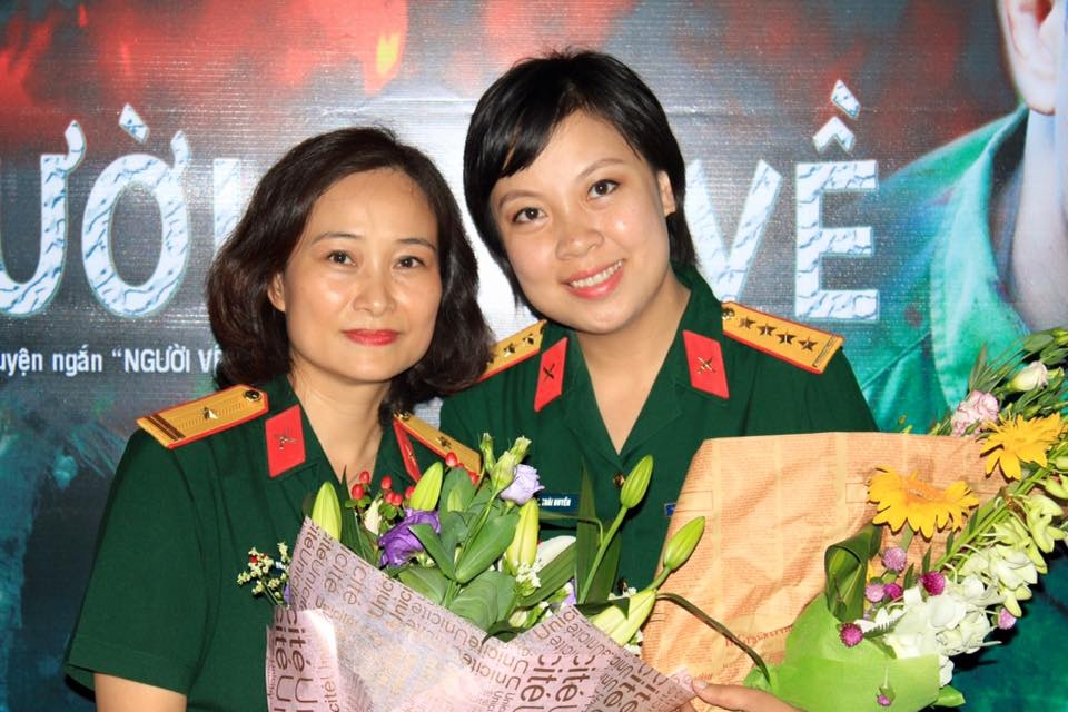 “Phụ nữ tuổi Canh Thân ngồi giữa đám đông cũng thấy mình cô độc” - 5 Nữ đạo diễn họ Đặng sẽ bắt tay thực hiện một bộ phim kinh dị vào năm 2016.